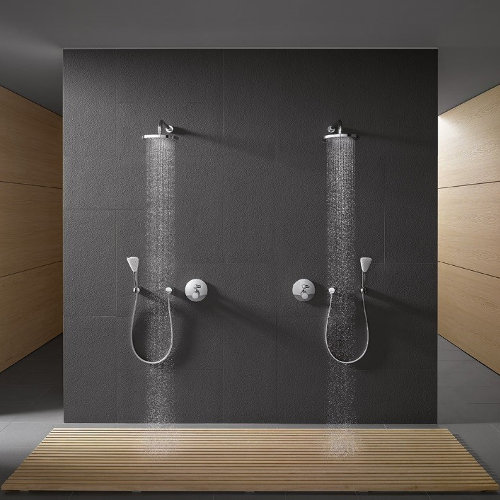 Brausen und Dual-Shower-Systeme